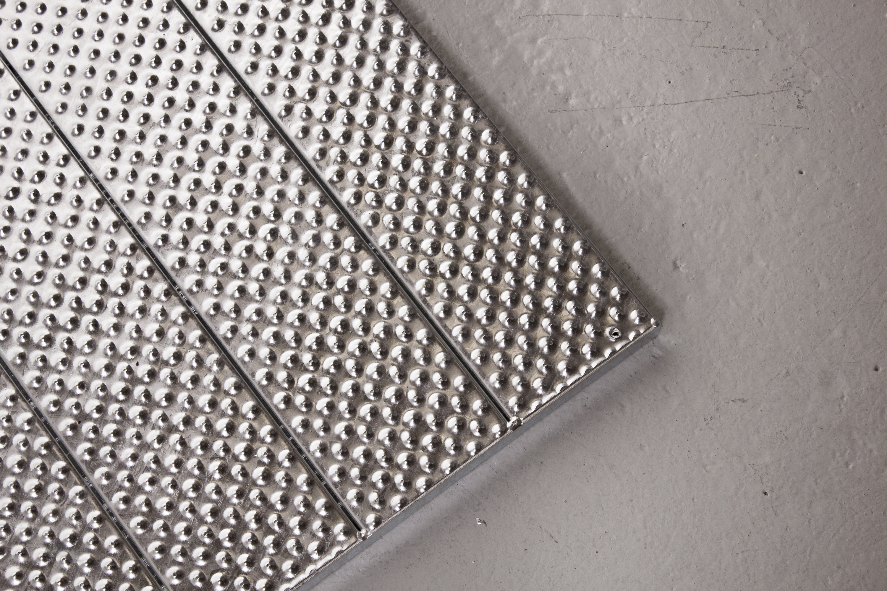 OPTIMO Grating D3 Steel 240 YP P960D30100 2