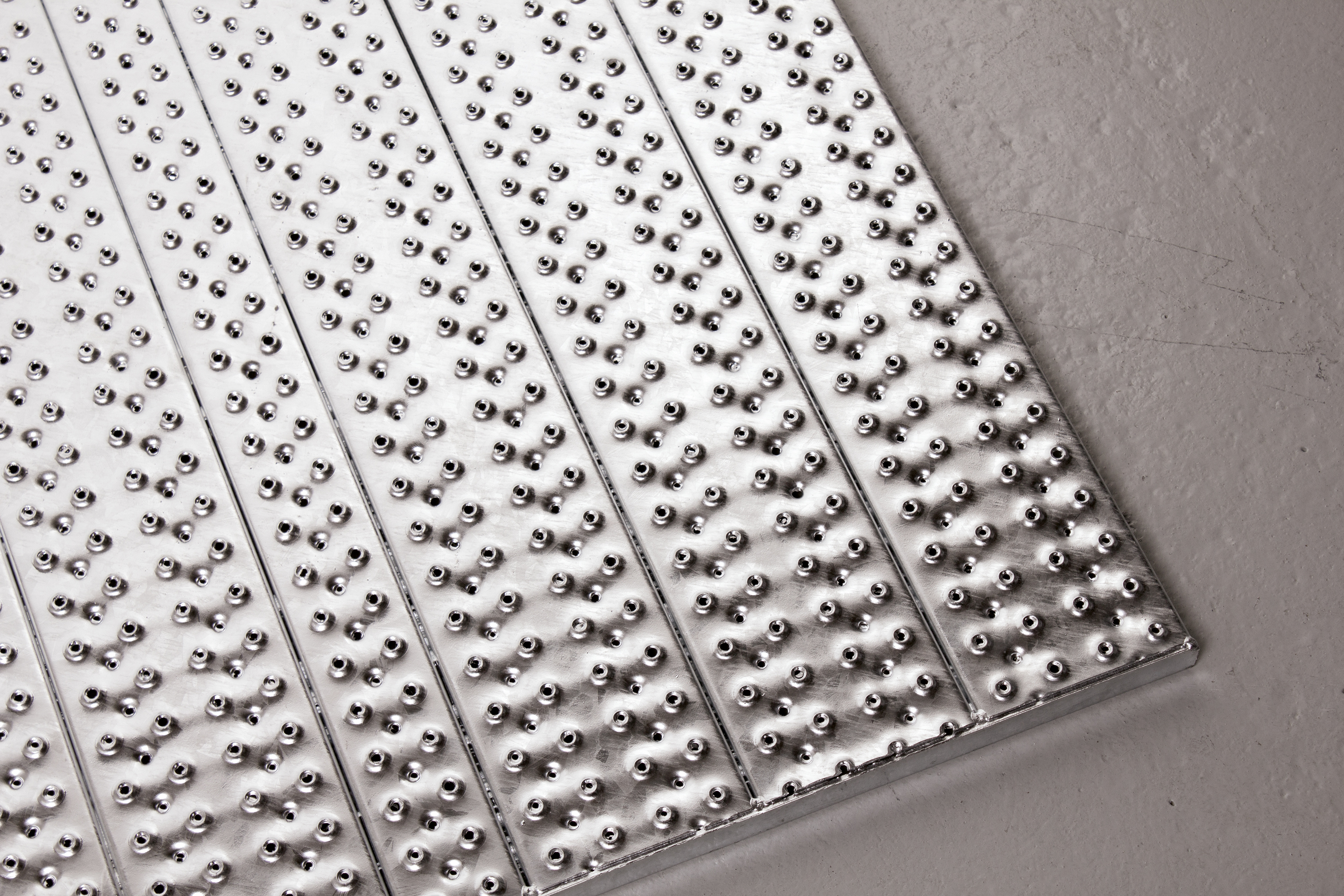 Media 16285 Optimo Grating Lhd Steel 240 Yp F960160100 2